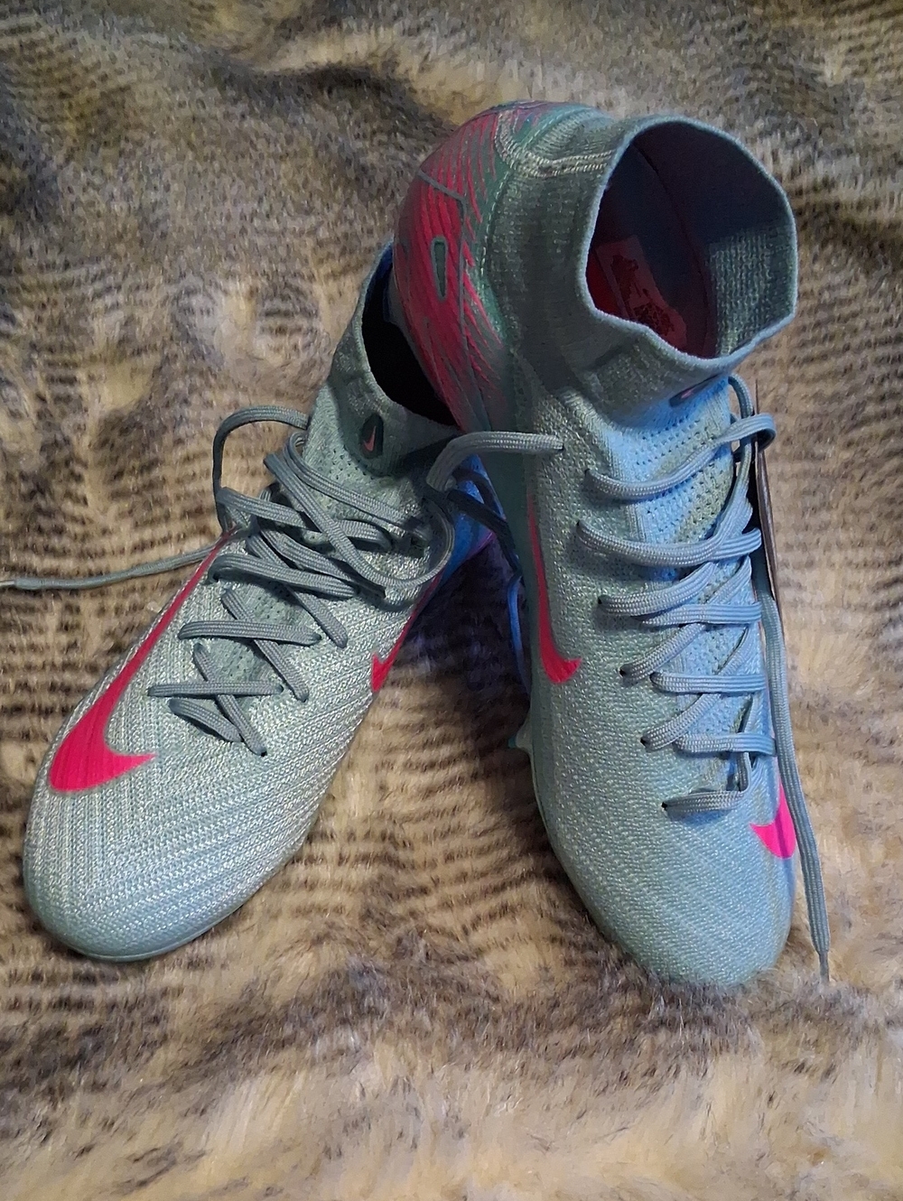 Nike Elite Mecurials Size 9.5
